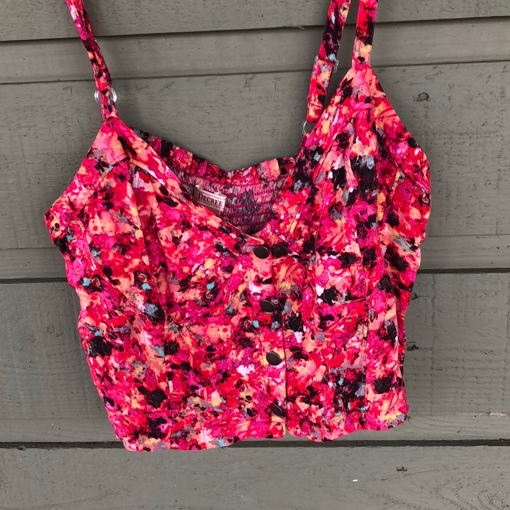 2 crop tops